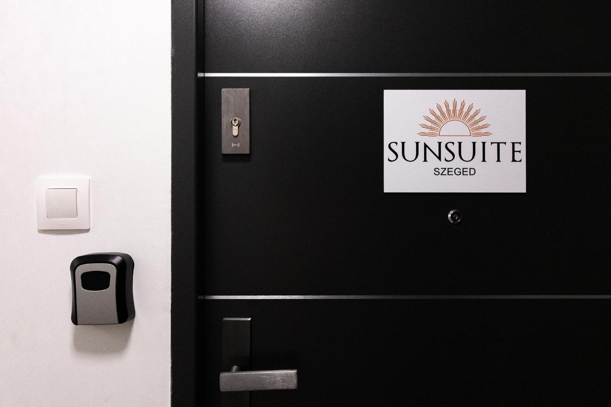Sunsuite Szeged Exterior foto